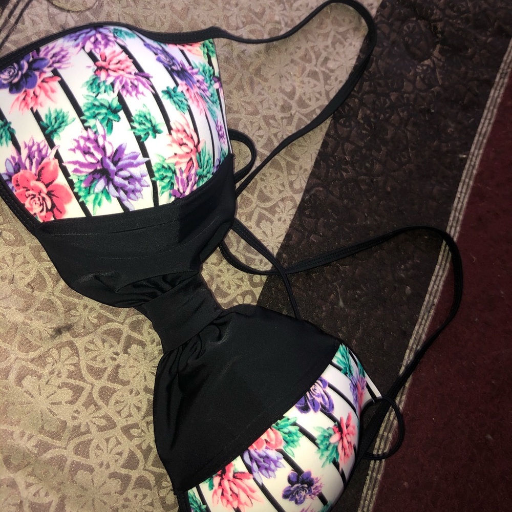 floral bikini top
